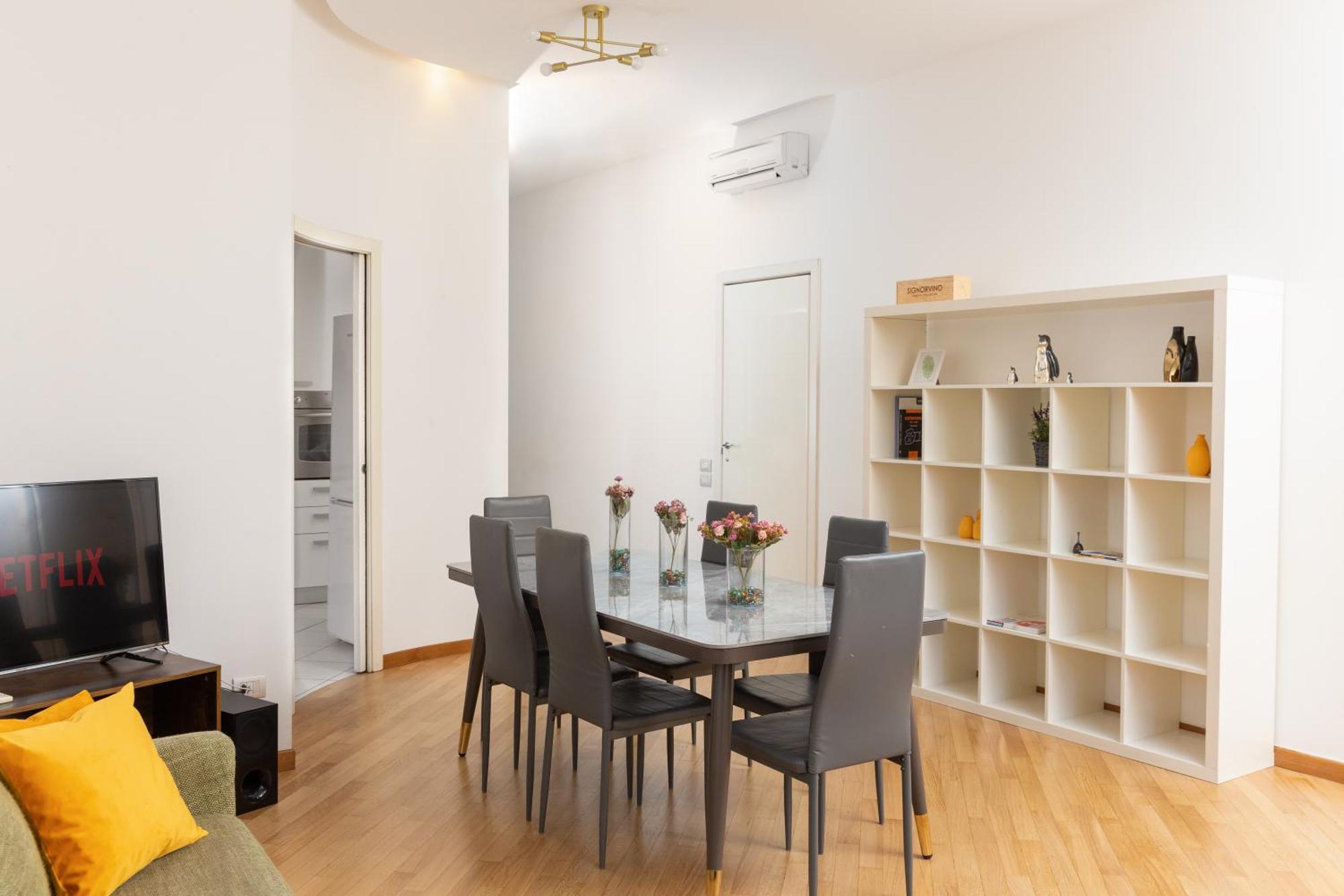 Artstay - Exclusive Apt, Free Parking, Metro, Tram - Milan — Photos 1